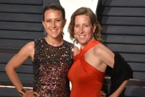 Chân dung 3 cô con gái thành đạt ở Mỹ qua lời kể của người mẹ