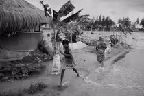 Chùm ảnh cuộc sống trên hòn đảo đang chìm dần