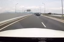 Clip: Ô tô đi ngược chiều trên cao tốc Hải Phòng - Quảng Ninh