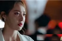 Người yêu cũ tặng quà vào lễ cưới khiến cả 2 họ thất kinh