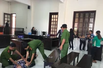 Bảo mẫu dùng dép “dạy” trẻ ngất xỉu khi nghe Tòa tuyên án