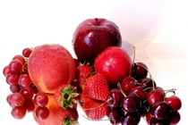 5 loại trái cây ngon nhưng hạt chứa chất độc nguy hiểm 