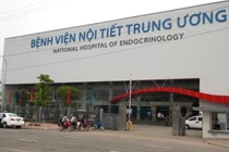 Án treo cho 6 cán bộ BV Nội tiết Trung ương “đục” tiền nhà nước?