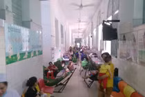 Nghịch lý bệnh nhân nằm hành lang, TP sốt sắng xây nhà hát 1.500 tỷ