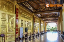 Đồ gỗ xa xỉ trong khu du lịch Đại Nam