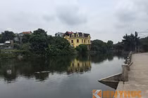 Hà Nội: Phát hiện thi thể bé trai nổi trên mặt hồ