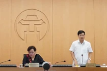 “Lãnh đạo CDC Hà Nội xin vắng họp ở nhà làm công tác đấu thầu nhưng mãi chả thấy đâu“