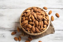 6 thực phẩm dễ ăn, bổ dưỡng nhưng lại cực độc khi ăn sống