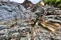 Vẻ đẹp hùng vĩ của bãi đá cổ triệu năm tuổi ở Gia Lai