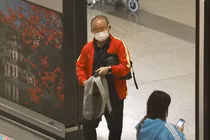 Tuyển Việt Nam về nước sau trận hòa Singapore