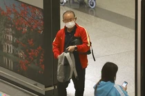 Tuyển Việt Nam về nước sau trận hòa Singapore