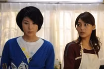 Đến nhà con trai chơi, nhìn mâm cơm tôi ngán ngẩm