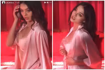 Lộ vòng một nóng bỏng, bạn gái Tây của Bùi Tiến Dũng gây sốt