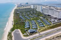 TP.HCM "siết" tín dụng bất động sản cao cấp, du lịch nghỉ dưỡng