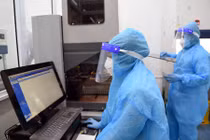 Ngày 9/8: Ca COVID-19 tăng vọt lên 2.340, cao nhất trong gần 90 ngày qua