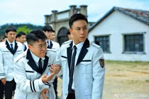 Sao võ thuật Thích Tiểu Long lận đận ở tuổi 35