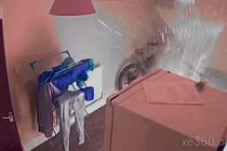 Xe đạp điện phát nổ khi đang sạc, người đàn ông sợ hãi bỏ chạy