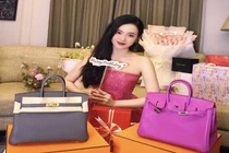 Danh tính cô giáo giàu có, chi nửa tỷ túi hiệu mừng tuổi mới