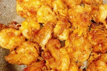 Rim tôm không cần tẩm ướp gia vị, chỉ cần cho thứ quen thuộc này 