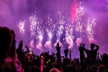 Dân tình thích thú "bí kíp" kinh nghiệm vui countdown Hà Nội