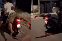 Bạn nhậu say ngất, thanh niên có cách áp tải siêu bá đạo