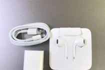 Sạc tai nghe Bluetooth thế nào để đảm bảo tuổi thọ?