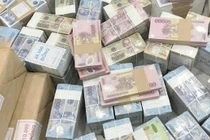 Dịch vụ đổi tiền lẻ cận Tết “chát” hơn sung