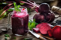 Sai lầm khi ăn củ dền gây ngộ độc 