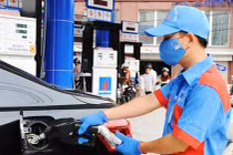 Giá xăng vào đợt tăng mạnh đầu tiên năm 2021