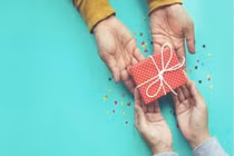 Những món quà giúp bạn 'lấy lòng' 12 cung Hoàng đạo nhanh nhất