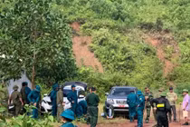 Huy động hàng trăm người truy tìm gã con rể chém cả gia đình nhà vợ