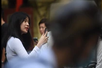 Nữ sinh Hà Nội “đọ sắc” trong tà áo dài ngày khai giảng