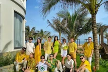 Minh Hằng tụ họp hội bạn thân, dàn mẹ bỉm đọ sắc 'bất phân thắng bại'