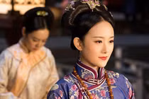 Suốt ngày ở trong cung, thị vệ có nảy sinh tình cảm với phi tần?