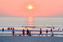 Những bãi biển hoang sơ khiến du khách say đắm ở Quảng Ngãi