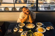 Nữ vlogger gốc Việt qua đời vì COVID-19 truyền năng lượng để đời