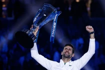 Ai ngăn được Djokovic vĩ đại nhất?