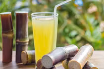 Thức uống giải nhiệt mùa hè ngọt tương đương 12 thìa đường