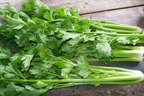 Thực phẩm “đại kỵ” với cần tây 