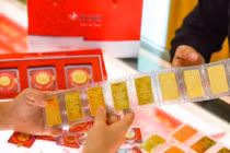 Giá vàng hôm nay 6-4: Giá vàng thế giới giảm, trong nước ít biến động