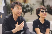 Danh ca Việt yêu say đắm chồng đẹp trai kém 13 tuổi