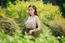 Bà Tưng tái xuất, dân mạng đặt câu hỏi "ngựa quen đường cũ"?