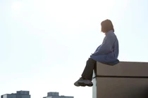 Nam bảo vệ cứu người nhảy lầu nhưng nhận cái kết bất ngờ