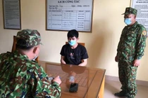 Bắt giữ 2 người Trung Quốc nhập cảnh trái phép ở Móng Cái