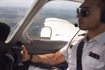 Chàng phi công xứ Hàn từng khiến MXH "điên đảo" giờ ra sao?