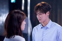 Tôi thuê bảo mẫu tình cờ nghe cô ấy nói chuyện với chồng