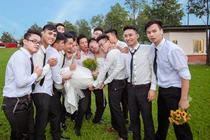 Chết cười với những phong cách chụp ảnh kỷ yếu