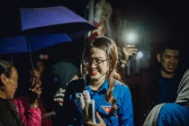 Soi nhan sắc đời thường đẹp “rụng tim” của tân Hoa hậu Việt Nam