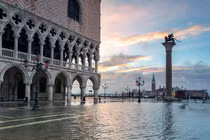 Bảo tồn di sản văn hóa trước biến đổi khí hậu