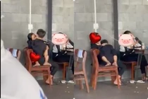 Cặp đôi học sinh hôn nhau tại quán cafe khiến netizen “nóng mắt“